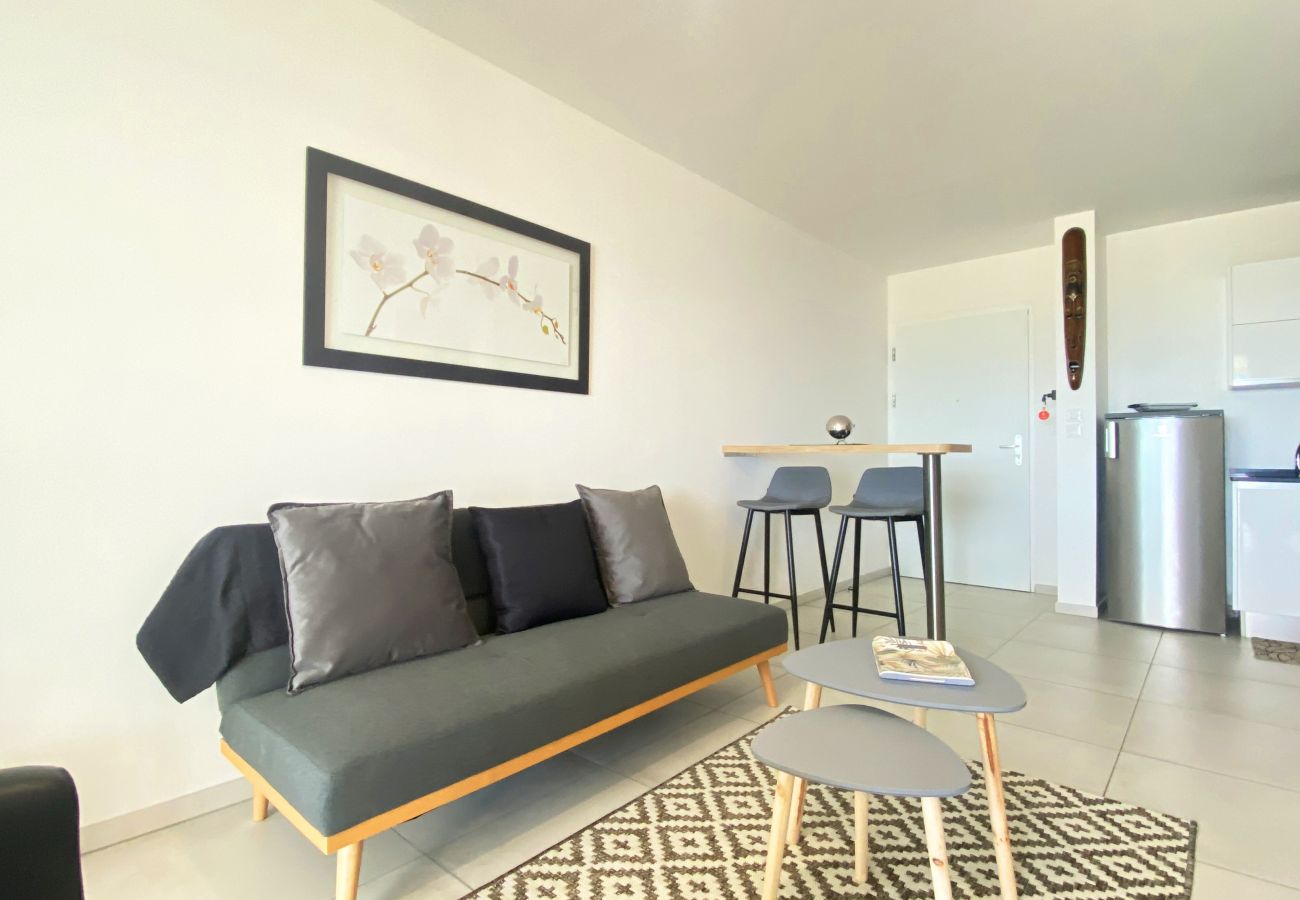 Apartment in Les Trois-Ilets - Le Marmoris, 2 pers, app neuf, vue mer