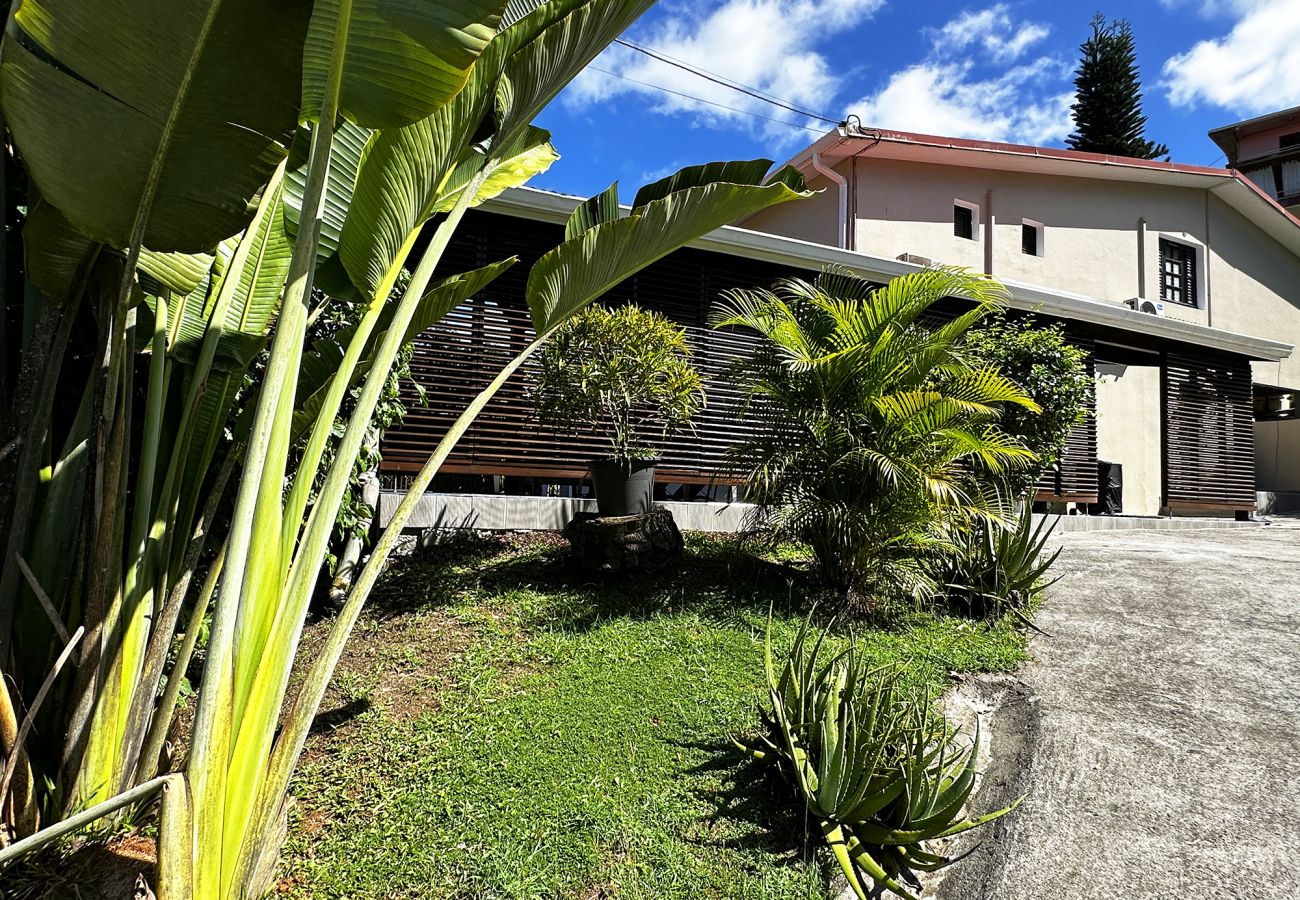 Villa in Les Trois-Ilets - Villa Lézarde, 10 pers, spacieuse, piscine et spa