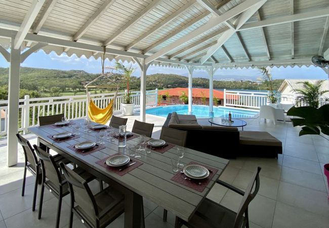 Villa/Dettached house in Les Trois-Ilets - Ti Paradi, villa 12 pers, 2 piscines, vue golf mer