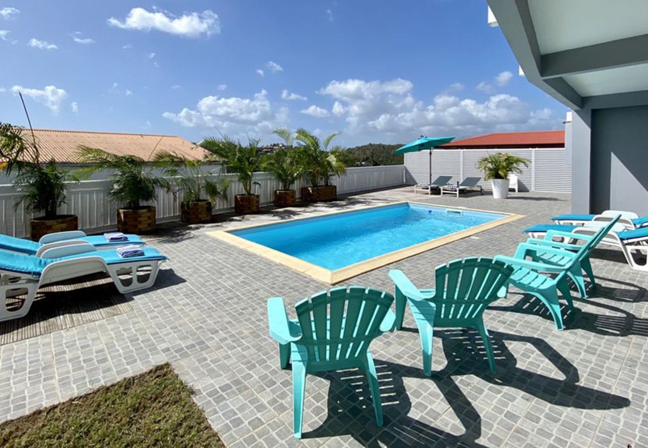 Villa à Les Trois-Ilets - Ti Paradi, villa 12 pers, 2 piscines, vue golf mer