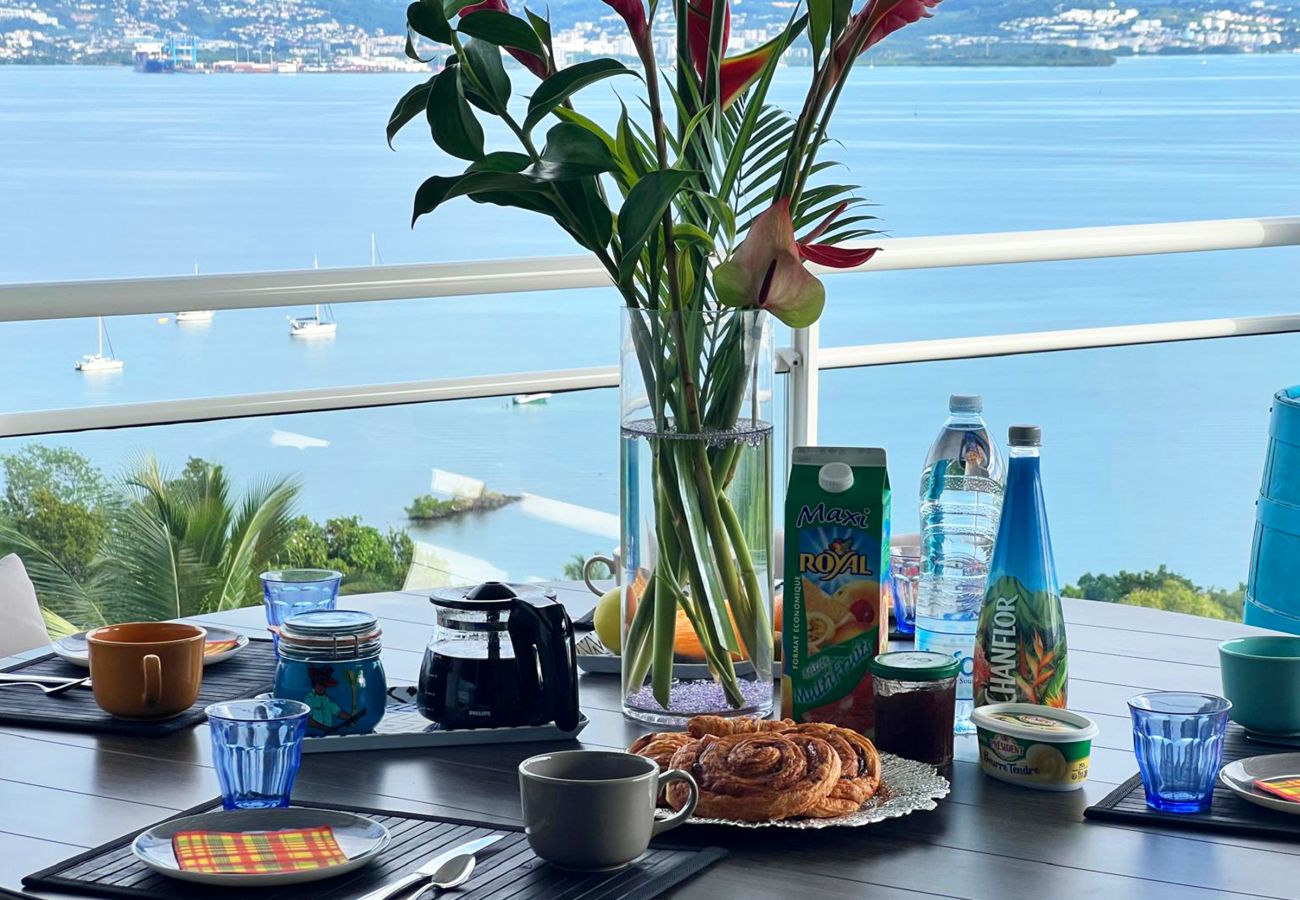 Appartement à Les Trois-Ilets - Trésor de la Baie Vue époustouflante Havre de paix